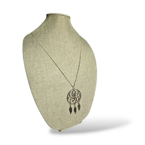 Southwestern Dreamcatcher Silver-tone Long Statement Necklace (NWOT) - Picture 5 of 8